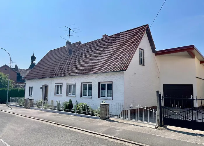 Rosa Casa de Férias